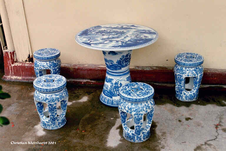 chin. Porzelan als Ruhestatt